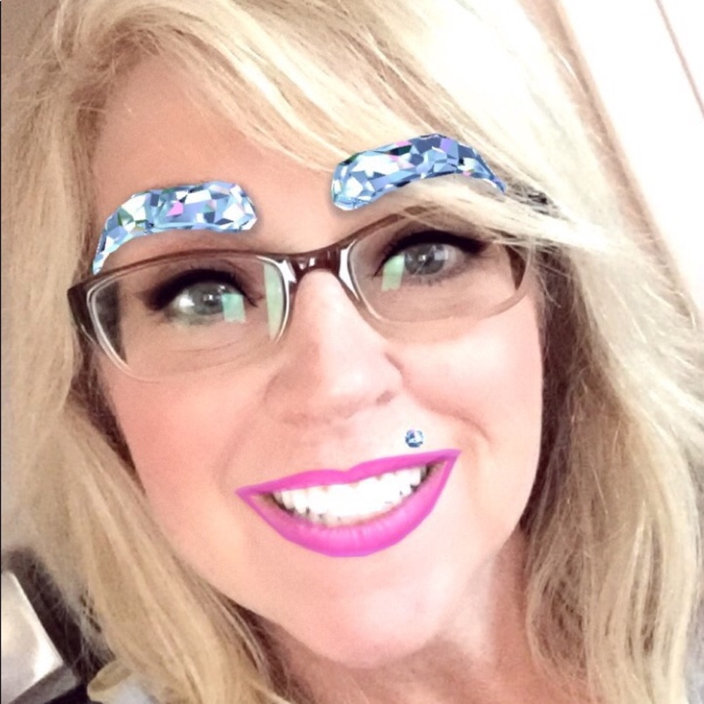 Meet your Posher, Donna